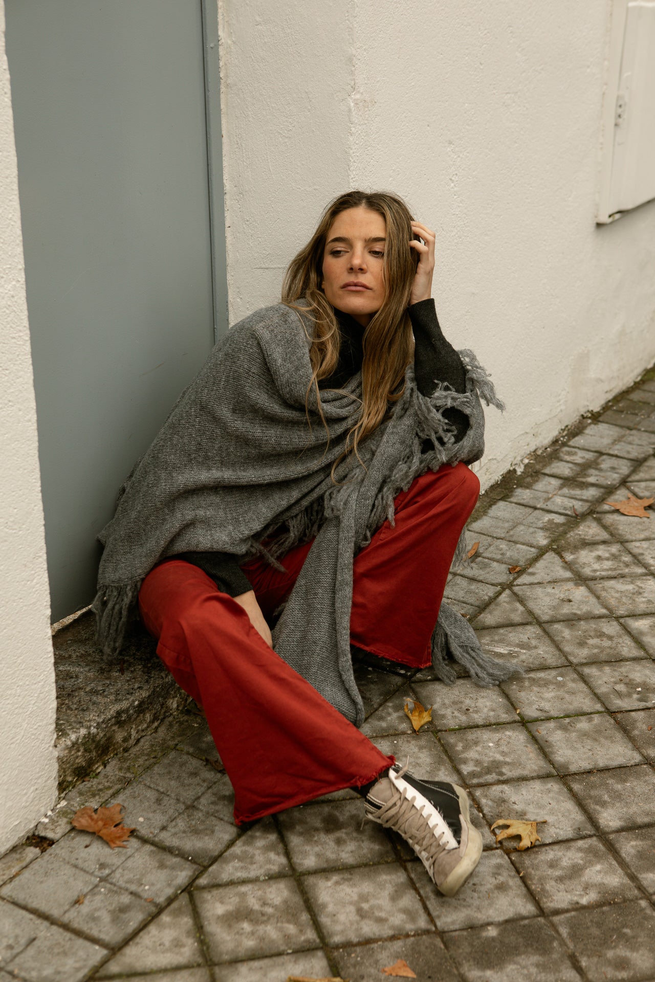 Capa Gris